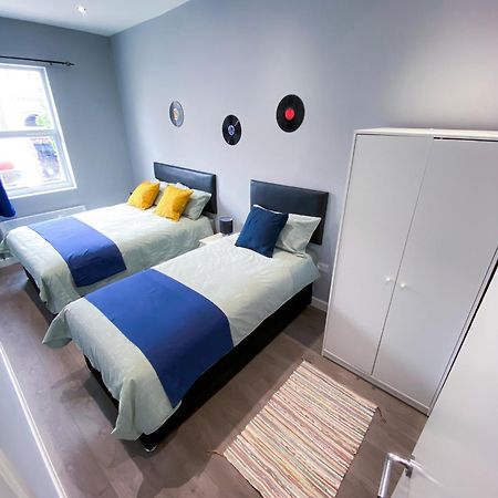 Modern 1 Bedroom Flat In Wood Green London Ngoại thất bức ảnh