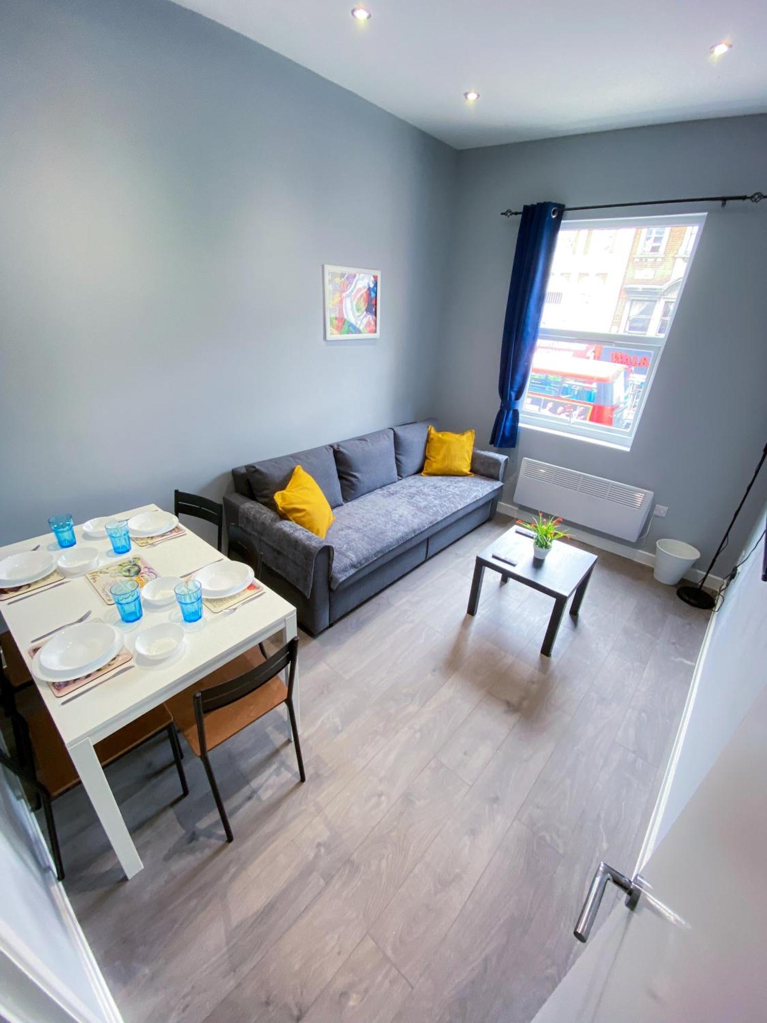 Modern 1 Bedroom Flat In Wood Green London Ngoại thất bức ảnh