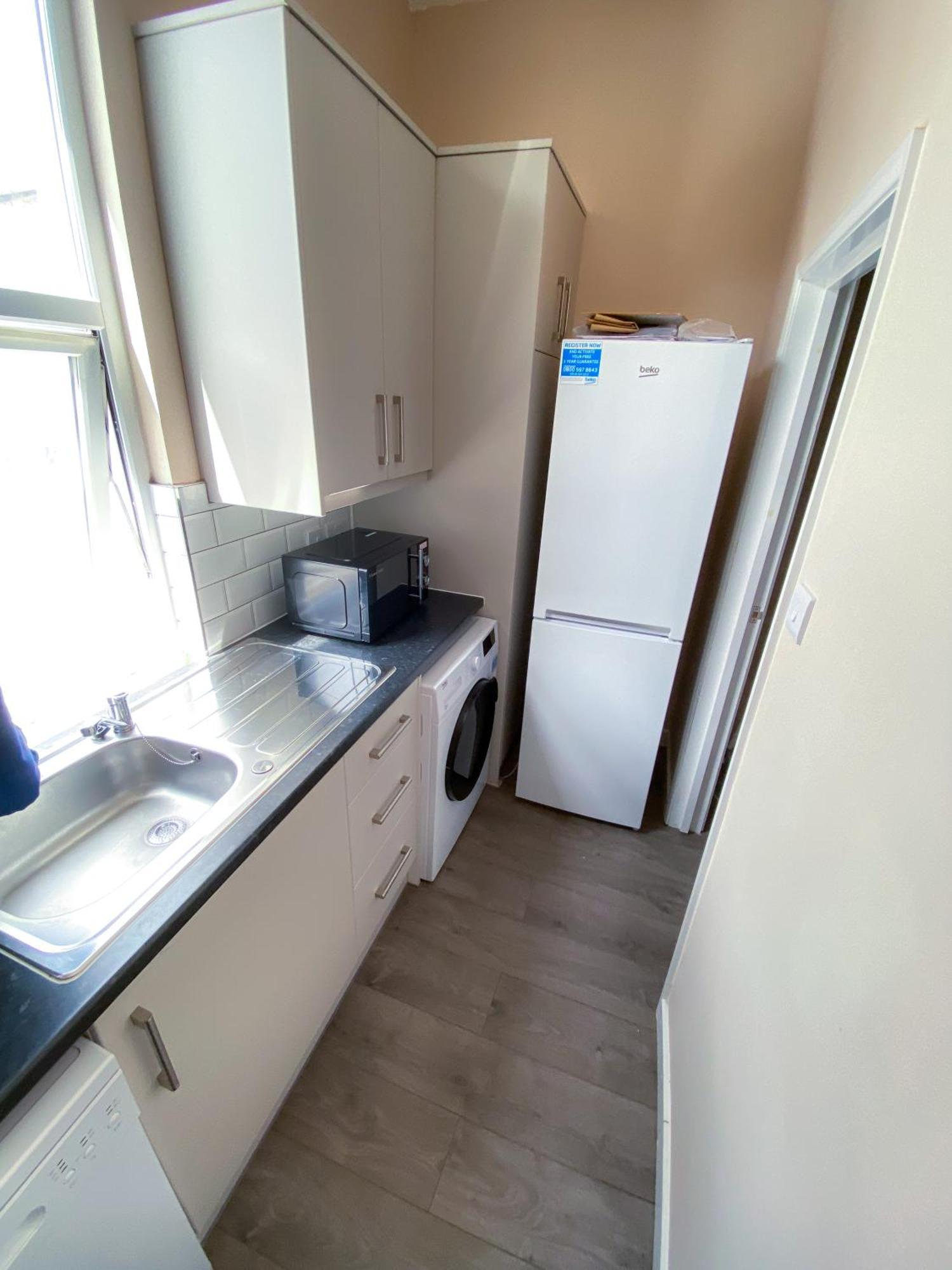 Modern 1 Bedroom Flat In Wood Green London Ngoại thất bức ảnh